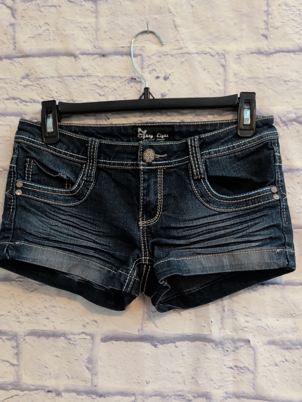 Eighty Eight Dark Blue Denim Low-Rise Denim Shorts - Size 3